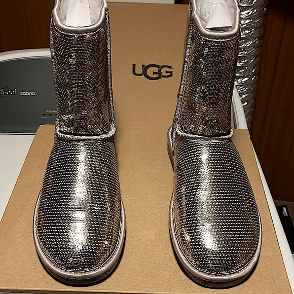 UGG Shoes - Silver Glitter Uggs